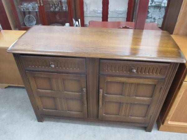 Oak Buffet