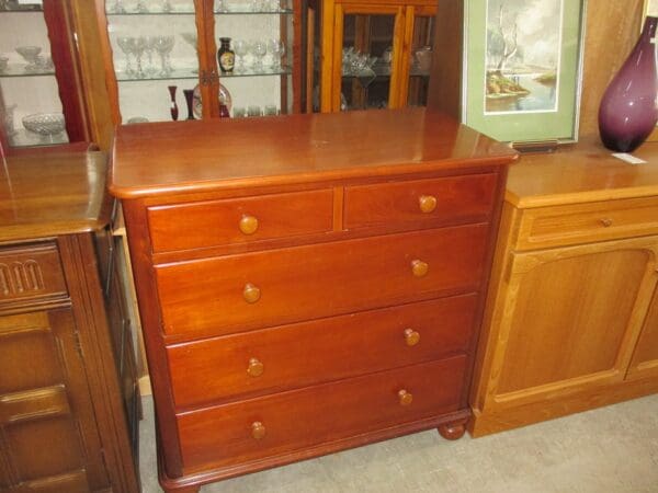 5 drawer Mahogany Chest
