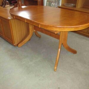 Oval Ext. Table