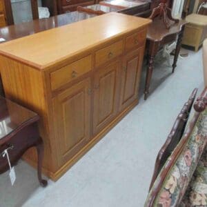 Oak Buffet