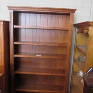 Pine Adjustable Bookshef