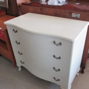 Q/Anne 4 Drawer Chest
